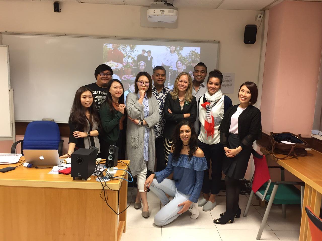 Prof isabel Visual Culture Macau